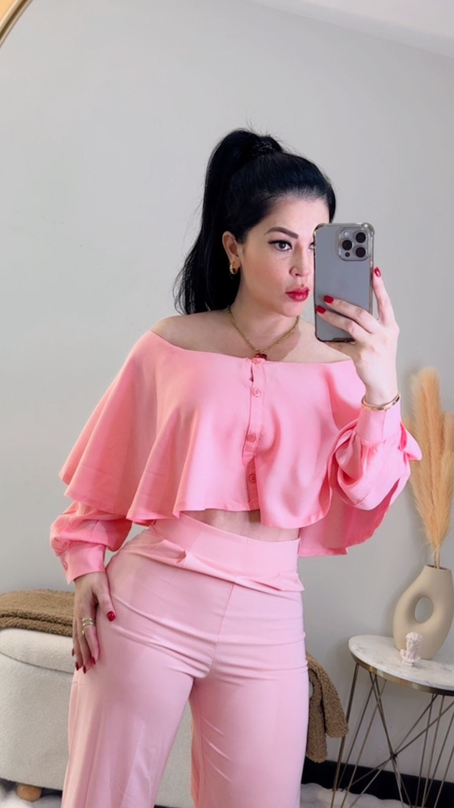 Blusa rosa sin cuello